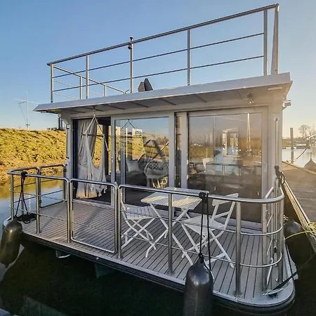 بوتيل Amazing Ship In With Kitchen Ophoven